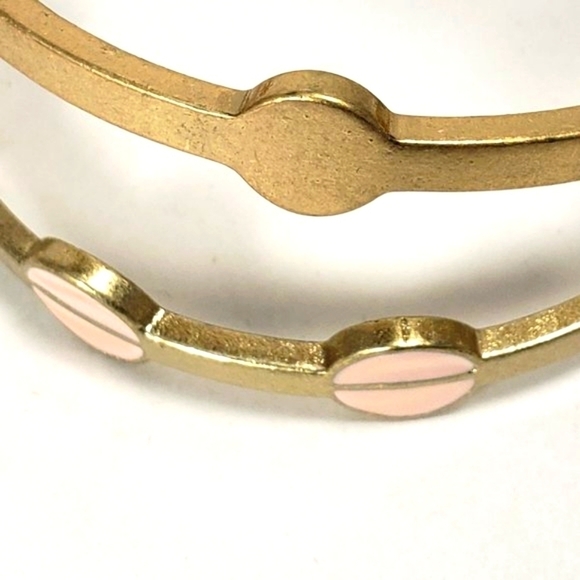 Set of 2 Polished Gold-Tone Pink Bangle Bracelets for Elegant and Chic Women - Picture 3 of 8